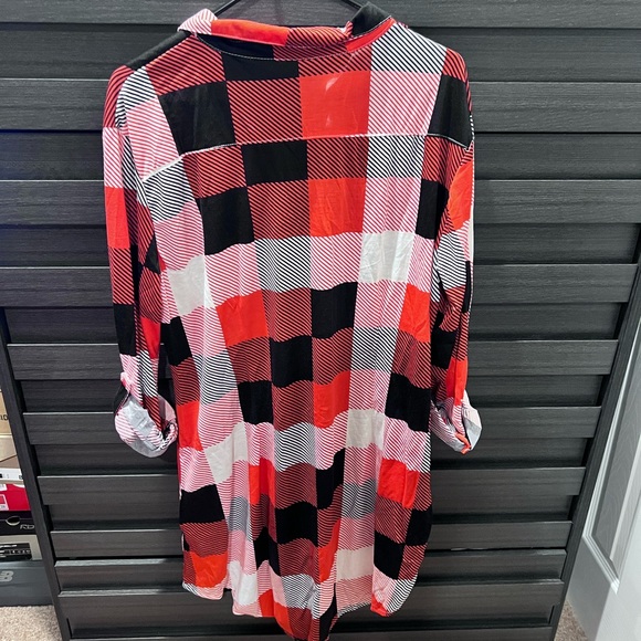 White Mark Festive Dress. Size 1X. - Picture 2 of 3